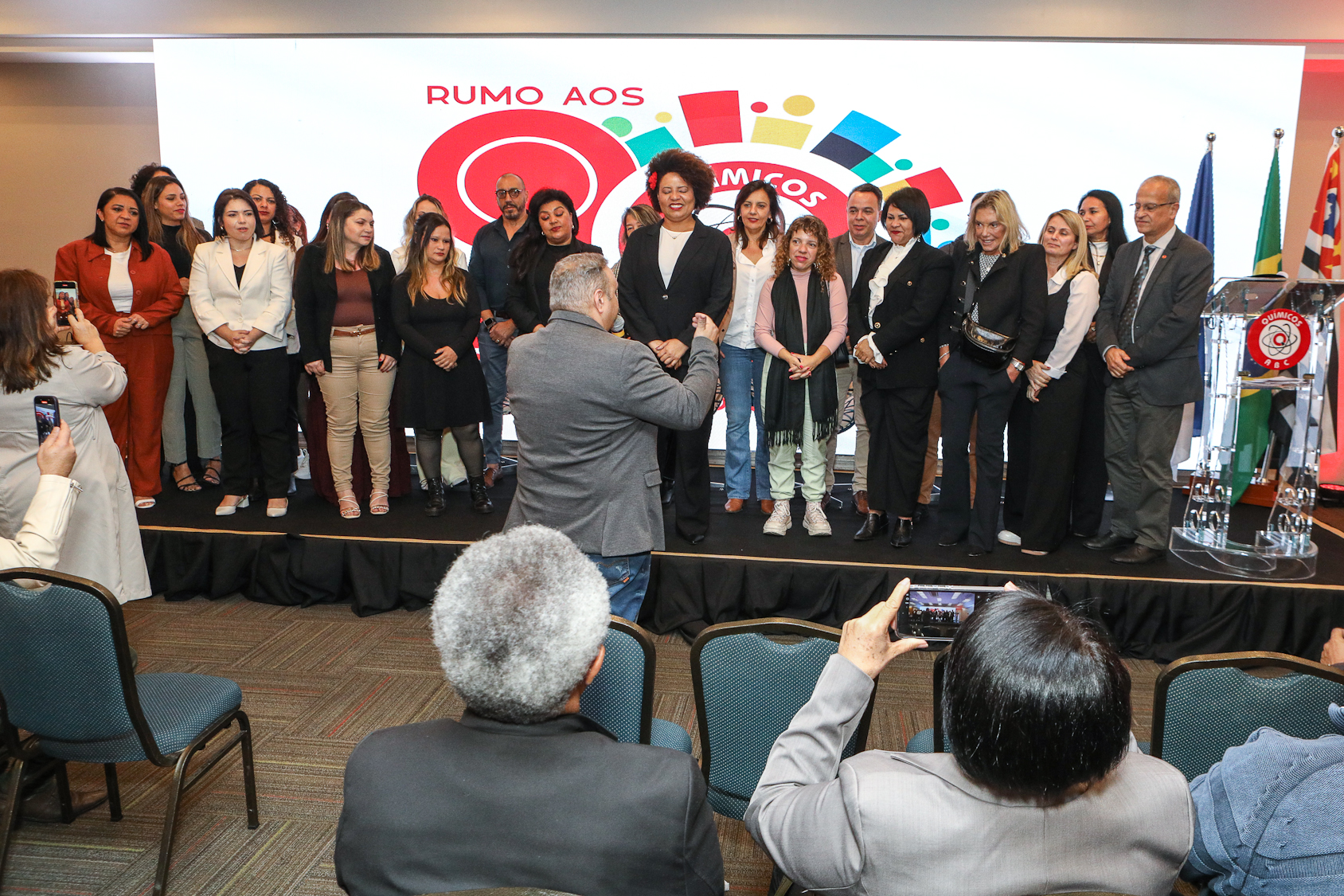 Mesa final de saudações no lançamento rumo aos 90 anos do Sindicato dos Químiocos do ABC realizado no Hotel Braston. Av. Industrial, 885 - Santo André/SP. Fotos Dino Santos. Brasil_10_10_2025.