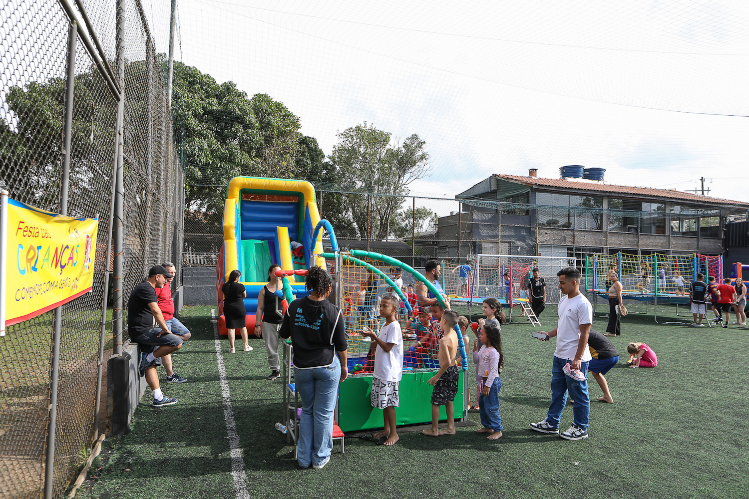 Comemoração ao dia das crianças na Associação dos Amigos do Valdibia em Sao Bernardo do Campo/SP. Fotos Dino Santos. Brasil_12_10_2025.