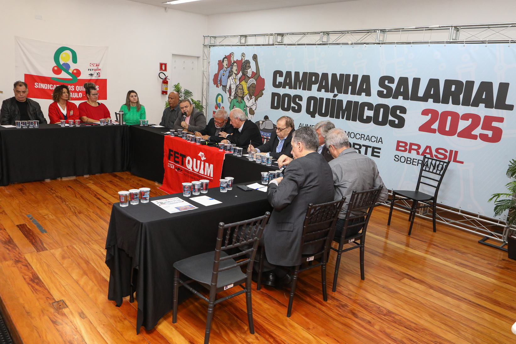 Rodada de negociação da campanha salarial de 2025/2026 do setor químico realizado no Sindicato dos Químicos de São Paulo. Rua Tamandaré, 348 - Liberdade, São Paulo/SP. Fotos Dino Santos. Brasil_31_10_2025.