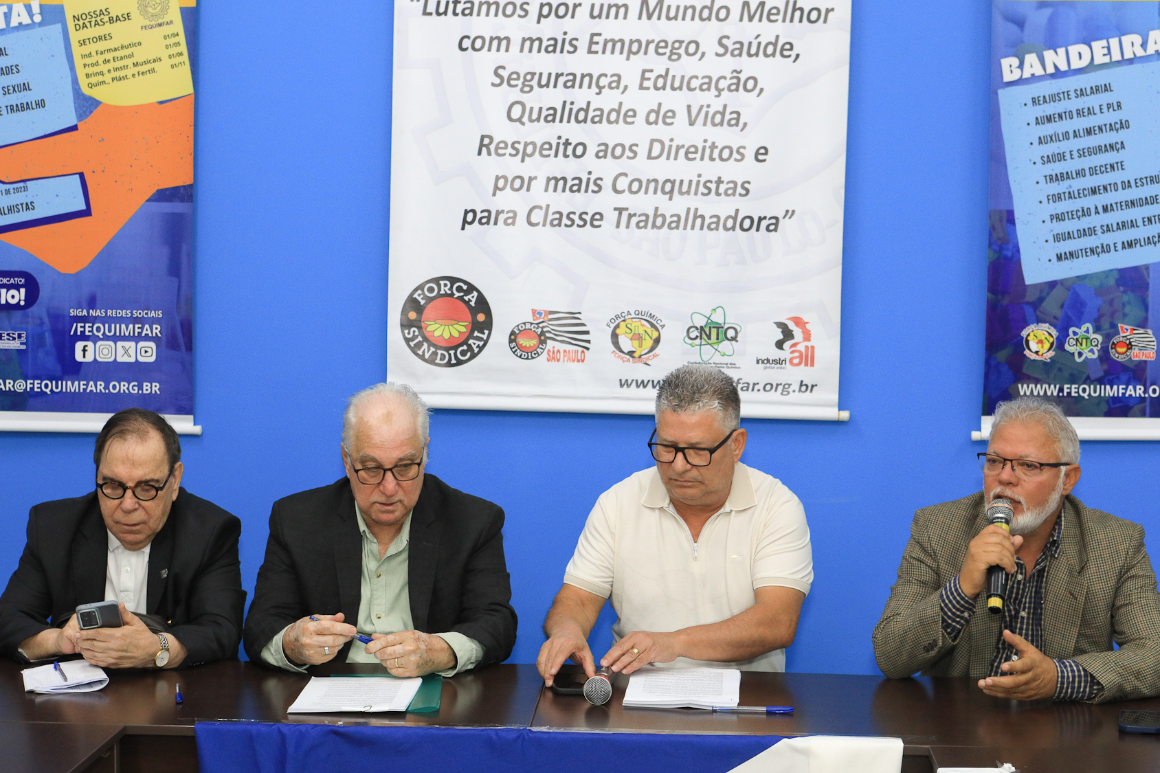 Assinatura do acordo coletivo do setor químico 2025/2026 na FEQUIMFAR. Rua Tamandaré, 120 - Liberdade/SP. Fotos Dino Santos. Brasil_13_11_2025.