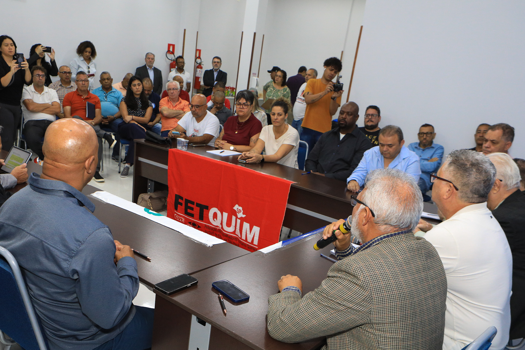 Assinatura do acordo coletivo do setor químico 2025/2026 na FEQUIMFAR. Rua Tamandaré, 120 - Liberdade/SP. Fotos Dino Santos. Brasil_13_11_2025.