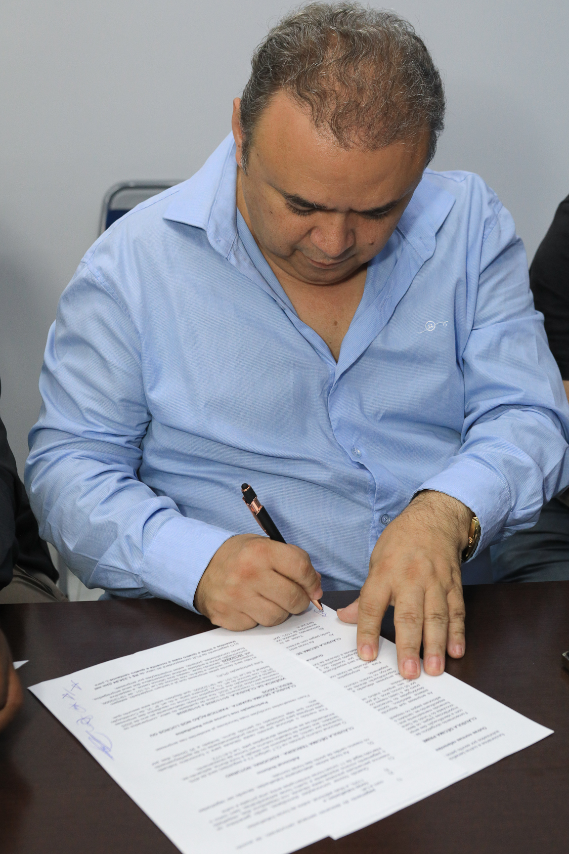 Assinatura do acordo coletivo do setor químico 2025/2026 na FEQUIMFAR. Rua Tamandaré, 120 - Liberdade/SP. Fotos Dino Santos. Brasil_13_11_2025.