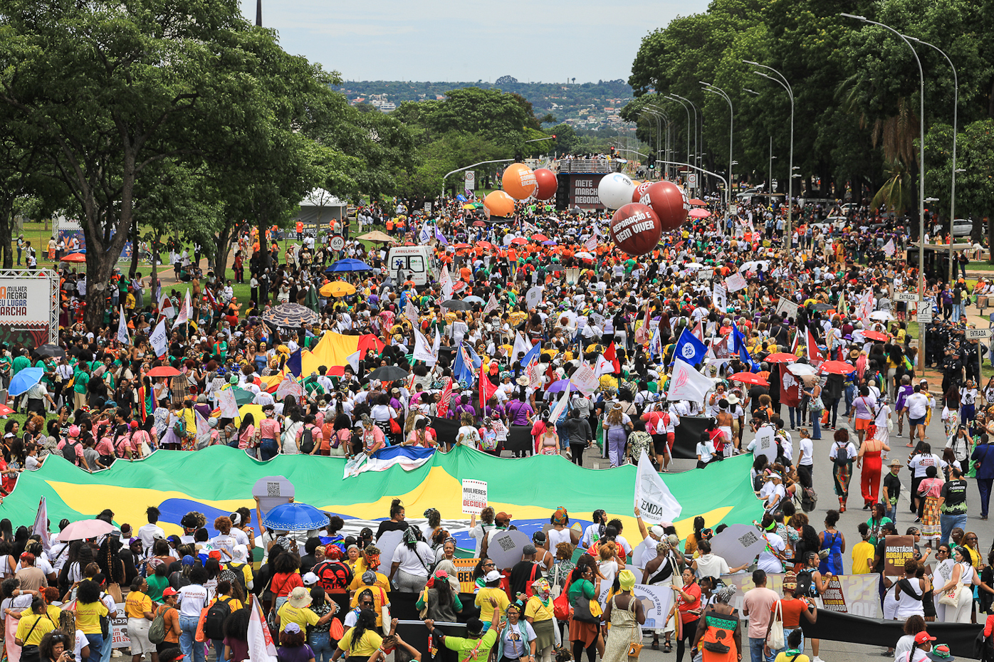 2ª Marcha Nacional das Mulheres Negras realizada em Brasília. Concentra no espaço do Museu Nacional de Brasília. Fotos Dino Santos_25_11_2025.