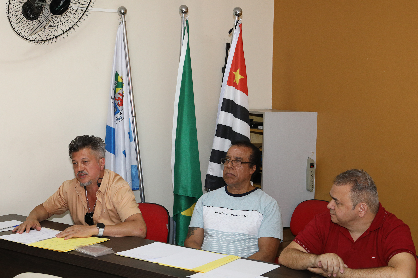 Assembleia de prestação de contas para a categoria Química do ABC realizada na regional de Diadema. Fotos Dino Santos. Brasil_29_11_2025.