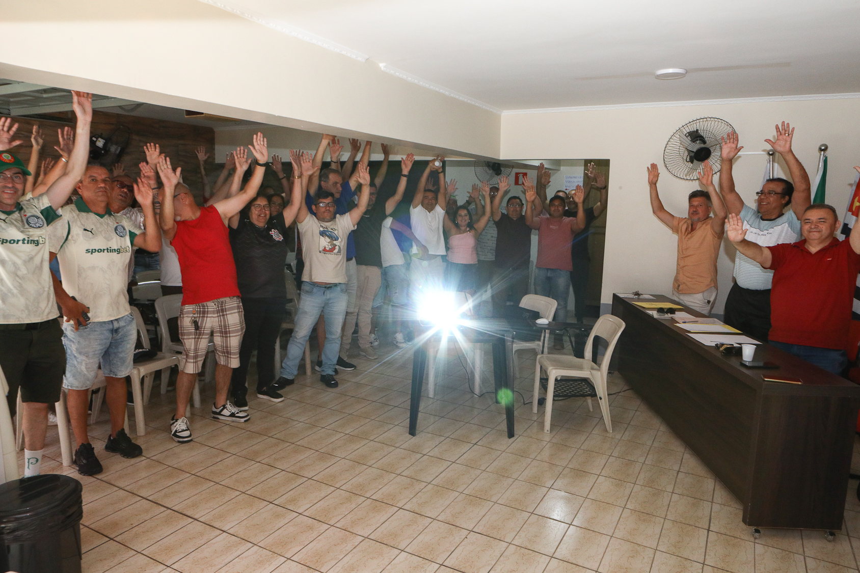 Assembleia de prestação de contas para a categoria Química do ABC realizada na regional de Diadema. Fotos Dino Santos. Brasil_29_11_2025.