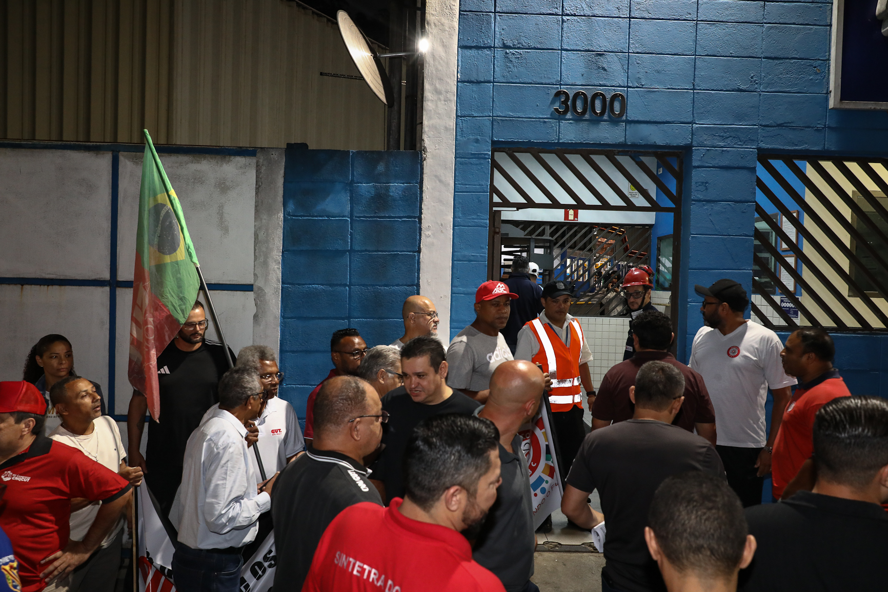 Ato contra a demissão do representante dos trabalhadores por injusta causa na Sherwin Williams. Estrada do Montanhão, 3.000 - São Bernardo do Campo/SP. Fotos Dino Santos. Brasil_13_02_2026.