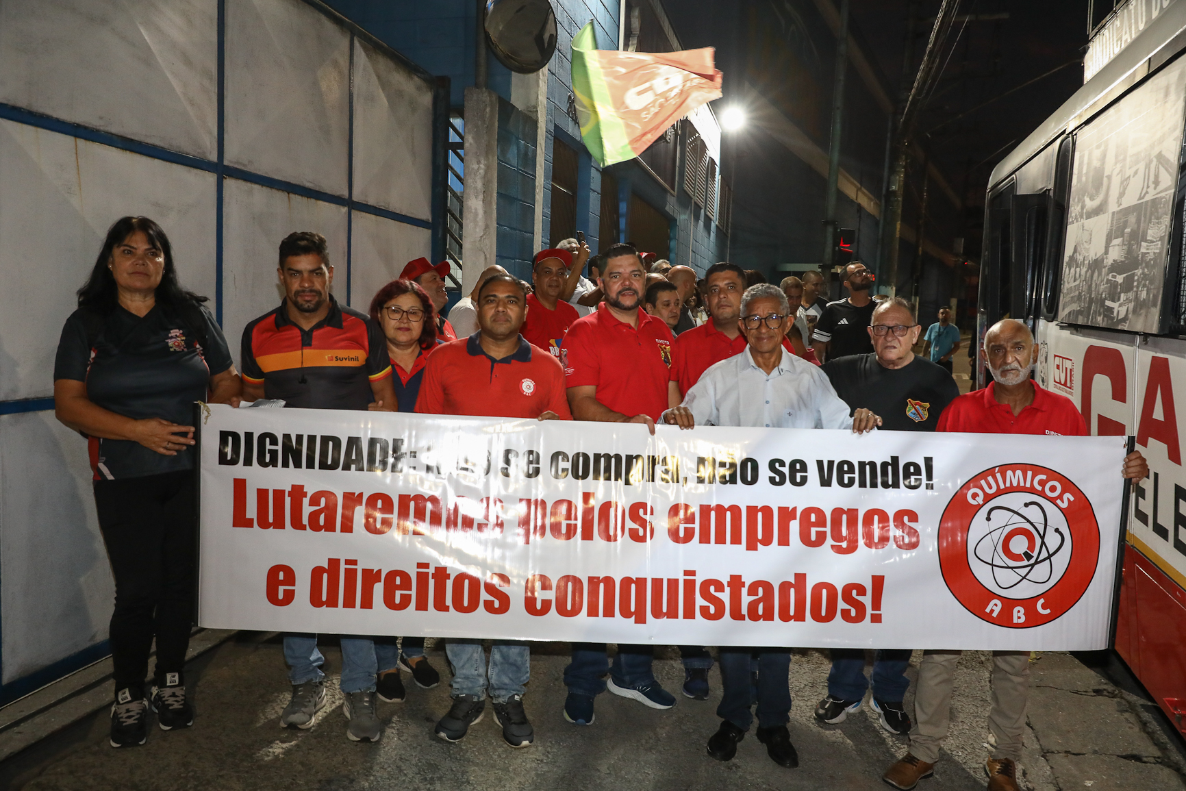 Ato contra a demissão do representante dos trabalhadores por injusta causa na Sherwin Williams. Estrada do Montanhão, 3.000 - São Bernardo do Campo/SP. Fotos Dino Santos. Brasil_13_02_2026.