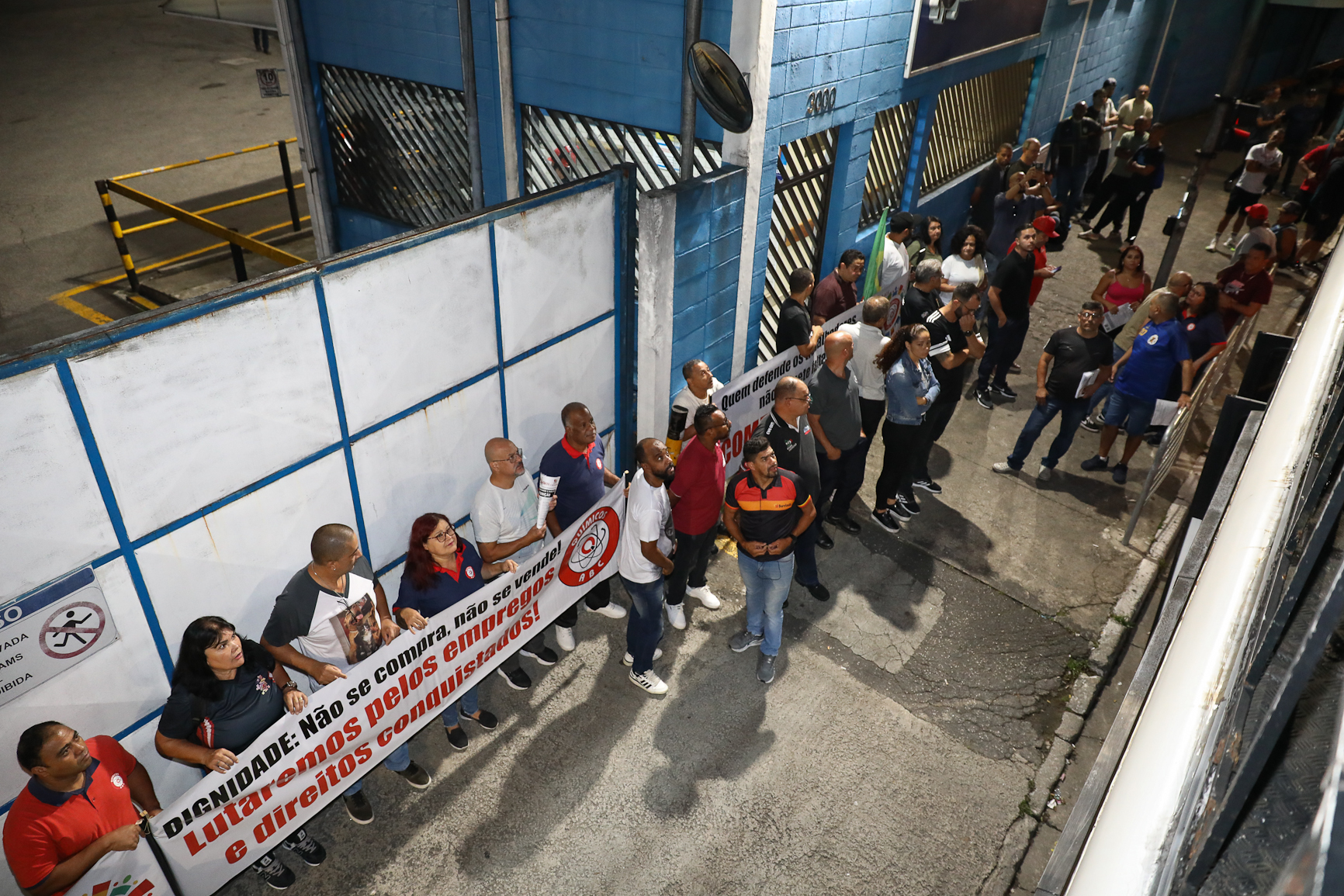 Ato contra a demissão do representante dos trabalhadores por injusta causa na Sherwin Williams. Estrada do Montanhão, 3.000 - São Bernardo do Campo/SP. Fotos Dino Santos. Brasil_13_02_2026.