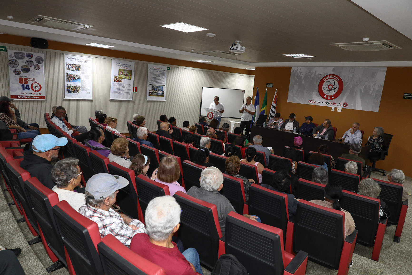 Eleição da nova diretoria da Associação dos Aposentados e Pensionista Químicos do ABC realizado na Sede do Sindicato dos Químicos do ABC realizada na sede do Sindicato dos Químicos do ABC. Rua Senador Flaquer, 813 - Centro de Santo André/SP.