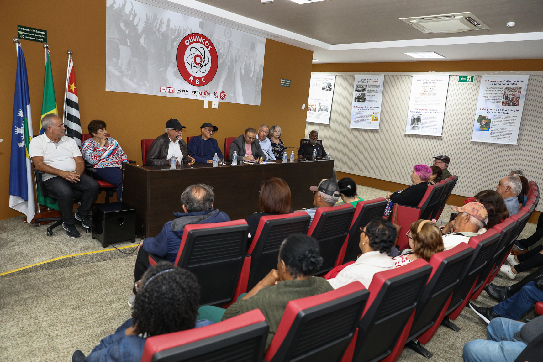 Eleição da nova diretoria da Associação dos Aposentados e Pensionista Químicos do ABC realizado na Sede do Sindicato dos Químicos do ABC realizada na sede do Sindicato dos Químicos do ABC. Rua Senador Flaquer, 813 - Centro de Santo André/SP.