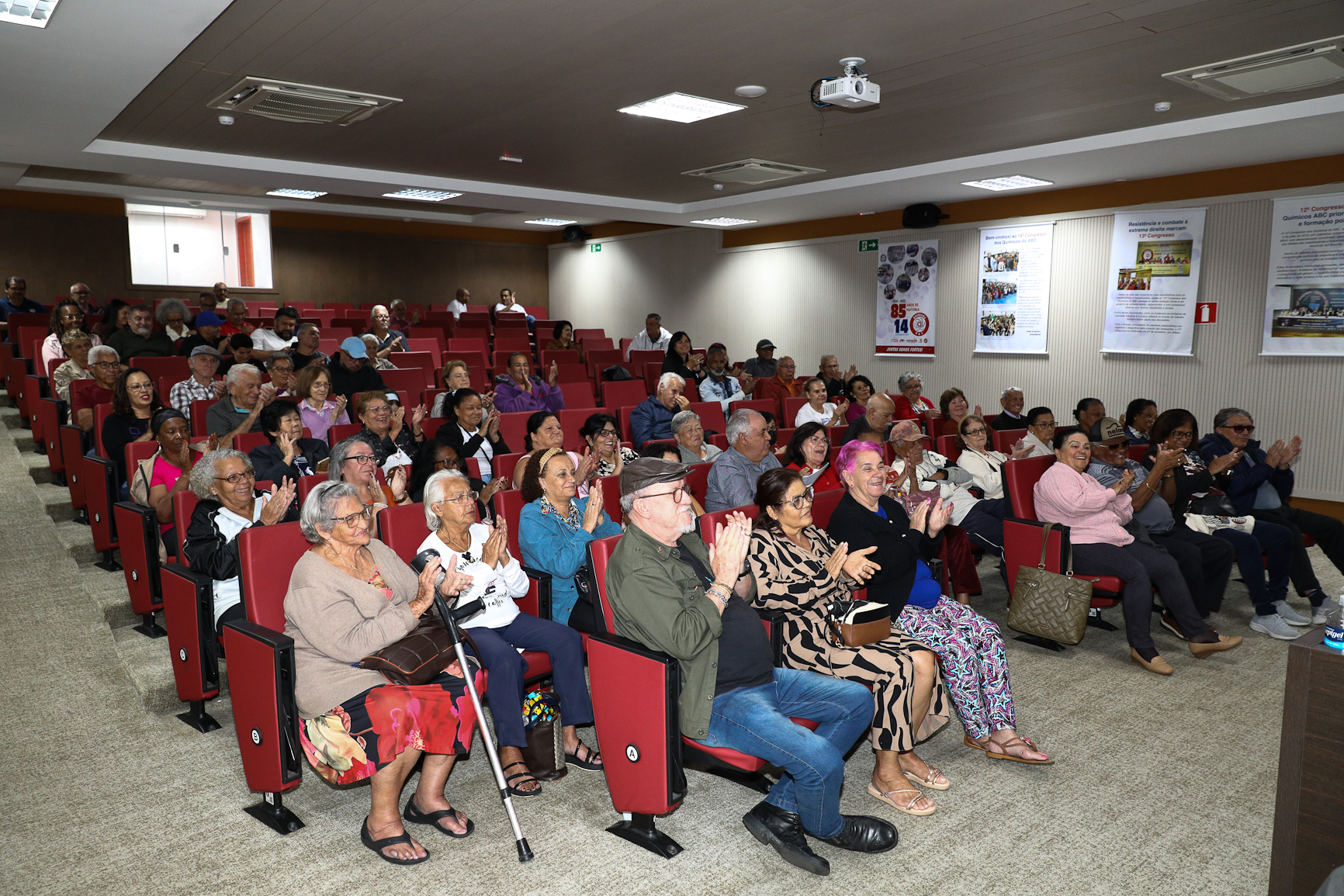 Eleição da nova diretoria da Associação dos Aposentados e Pensionista Químicos do ABC realizado na Sede do Sindicato dos Químicos do ABC realizada na sede do Sindicato dos Químicos do ABC. Rua Senador Flaquer, 813 - Centro de Santo André/SP.