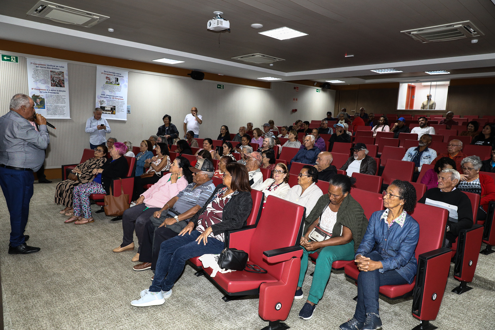 Eleição da nova diretoria da Associação dos Aposentados e Pensionista Químicos do ABC realizado na Sede do Sindicato dos Químicos do ABC realizada na sede do Sindicato dos Químicos do ABC. Rua Senador Flaquer, 813 - Centro de Santo André/SP.