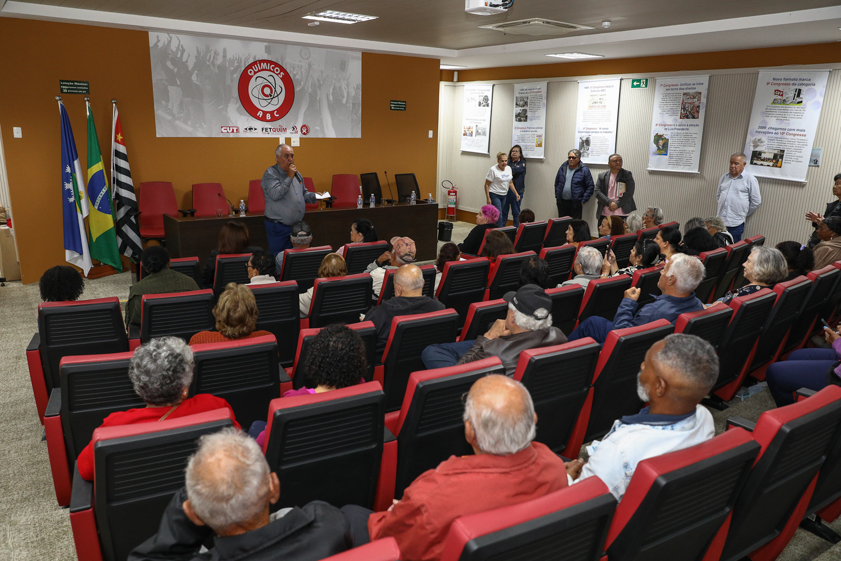Eleição da nova diretoria da Associação dos Aposentados e Pensionista Químicos do ABC realizado na Sede do Sindicato dos Químicos do ABC realizada na sede do Sindicato dos Químicos do ABC. Rua Senador Flaquer, 813 - Centro de Santo André/SP.