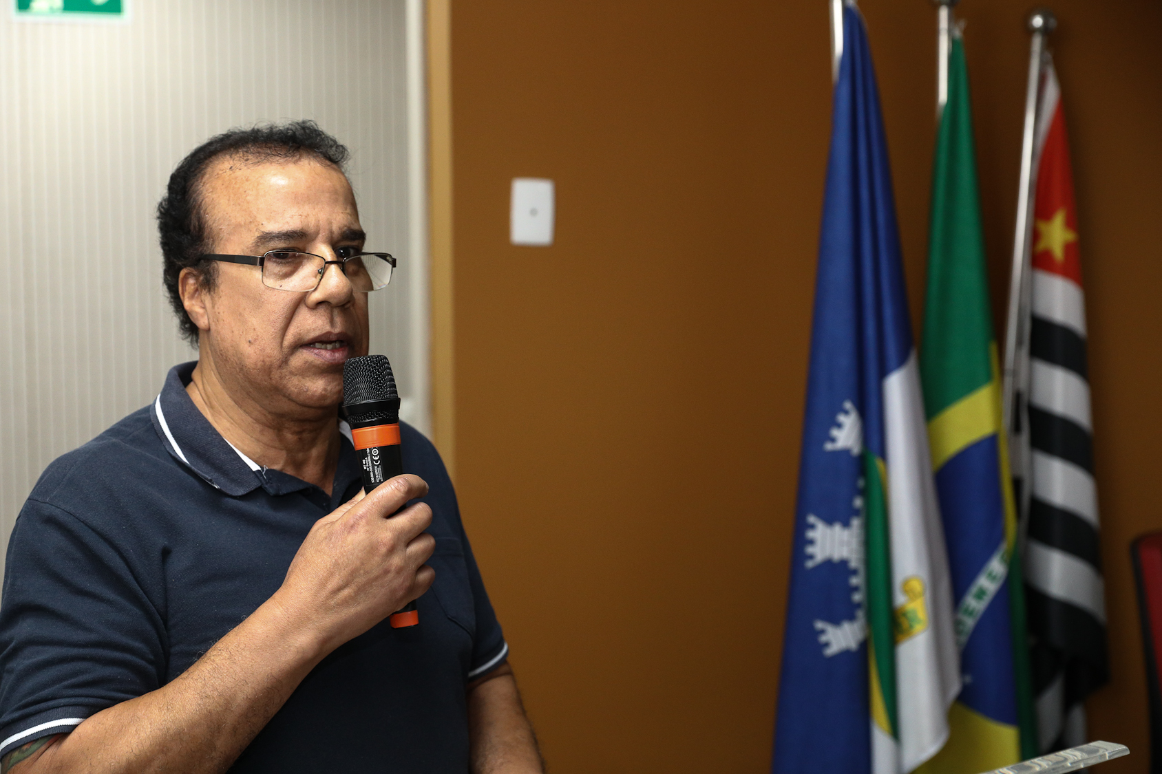 Debate da escala 6x1 sem redução de salário e o cenário das eleições 2026 por Evelise Della Nina, advogada e André Luís dos Santos, jornalista e analista político do DIAP realizado na Sede do Sindicato dos Químicos do ABC. Rua Senador Fláquer, 813 - Centro, Santo André/SP. Fotos Dino Santos. Brasil_30_03_2026.