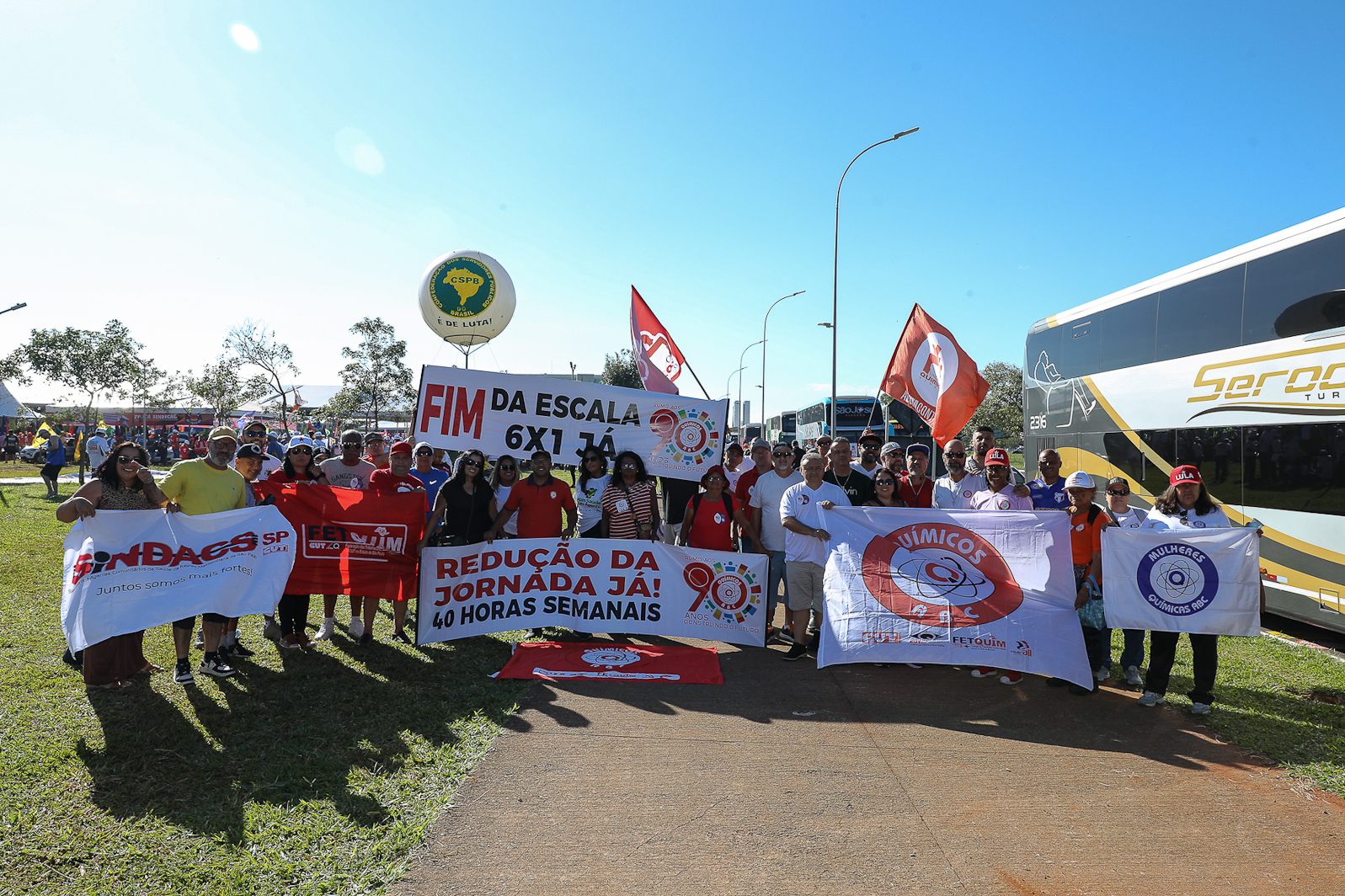 CONCLAT - Marcha da Classe Trabalhadora/DF concentração na Praça da Cidadania e macha até o espelho da água no Congresso. Fotos Dino Santos. Brasil_15_04_2026.