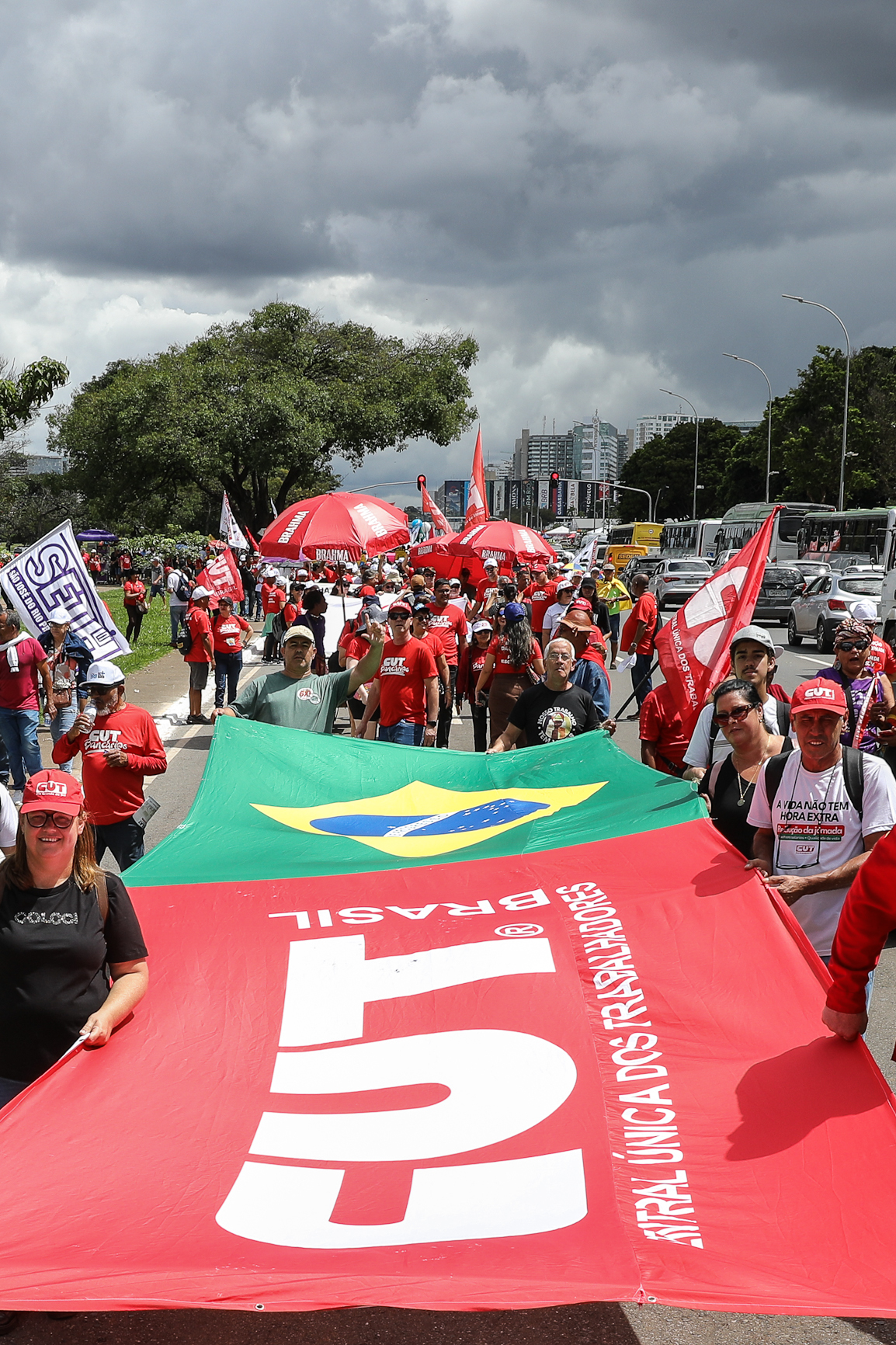 CONCLAT - Marcha da Classe Trabalhadora/DF concentração na Praça da Cidadania e macha até o espelho da água no Congresso. Fotos Dino Santos. Brasil_15_04_2026.