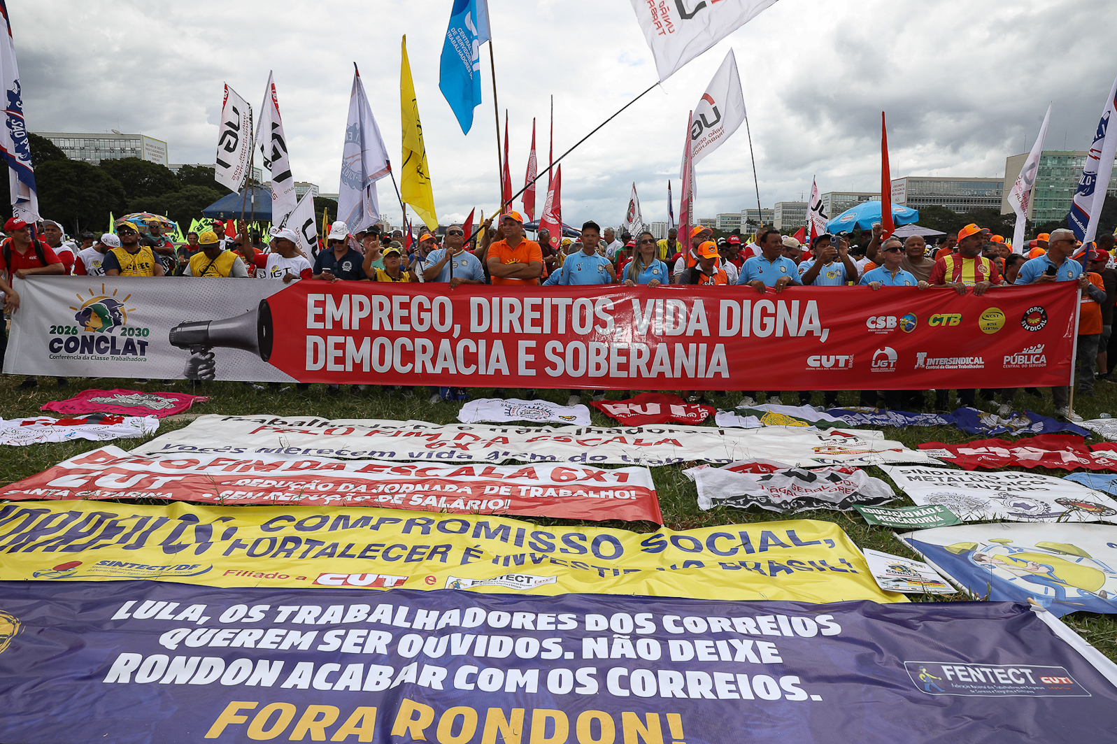 CONCLAT - Marcha da Classe Trabalhadora/DF concentração na Praça da Cidadania e macha até o espelho da água no Congresso. Fotos Dino Santos. Brasil_15_04_2026.