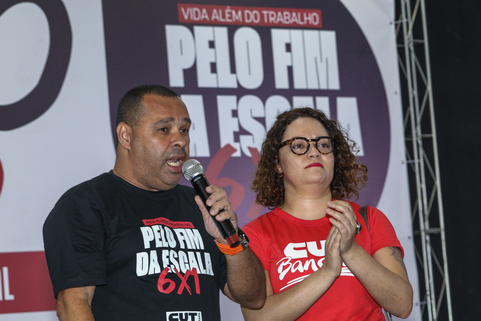 1º de maio realizado no Metal Clube em Osasco/SP por redução da jornada sem redução de salário, Redução da Jornada 6x1. Fotos Dino Santos. Brasil_01_05_2026.
