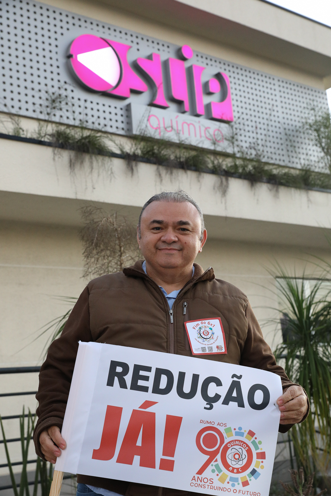 Ato na empresa Slip pela redução da jornada de trabalho sem redução de salário. Estrada Samuel Aizemberg, 1.060  - SBC. Fotos Dino Santos. Brasil_12_05_2026.