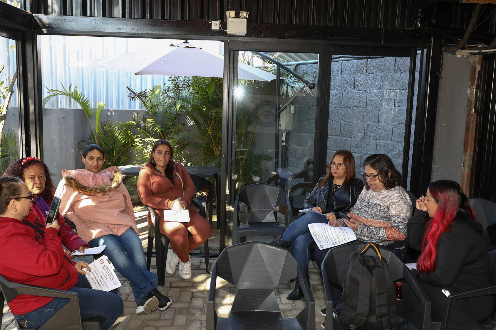 Roda de conversa das Mulheres Químicas do ABC sobre as políticas públicas para as mulheres realizada na Sociedade Amigos do Jardim Valdibia e Lauro Gomes. Rua Sebastião Souto, 15 - SBC. Fotos Dino Santos. Brasil_27_06_2026.