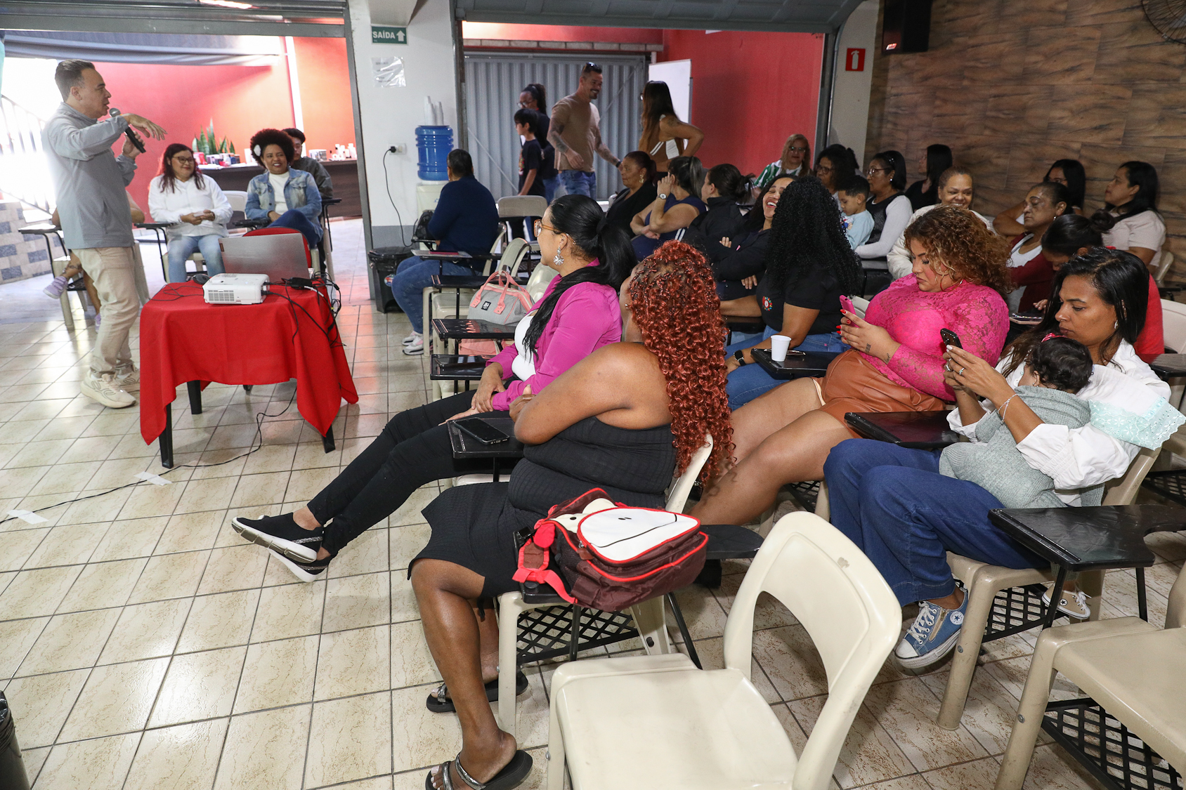 Roda de conversa com as mulheres da categoria Química do ABC sobre políticas públicas com a vereadora Ana Nice realizado na regional de Diadema. Fotos Dino Santos. Brasil_01_08_2026.