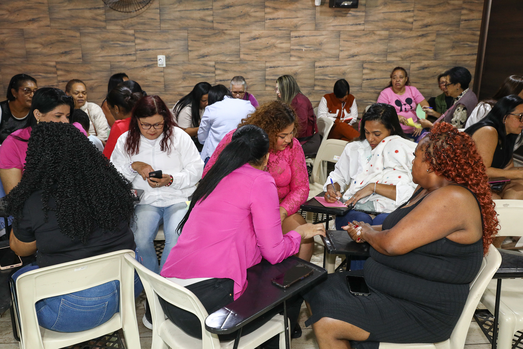 Roda de conversa com as mulheres da categoria Química do ABC sobre políticas públicas com a vereadora Ana Nice realizado na regional de Diadema. Fotos Dino Santos. Brasil_01_08_2026.