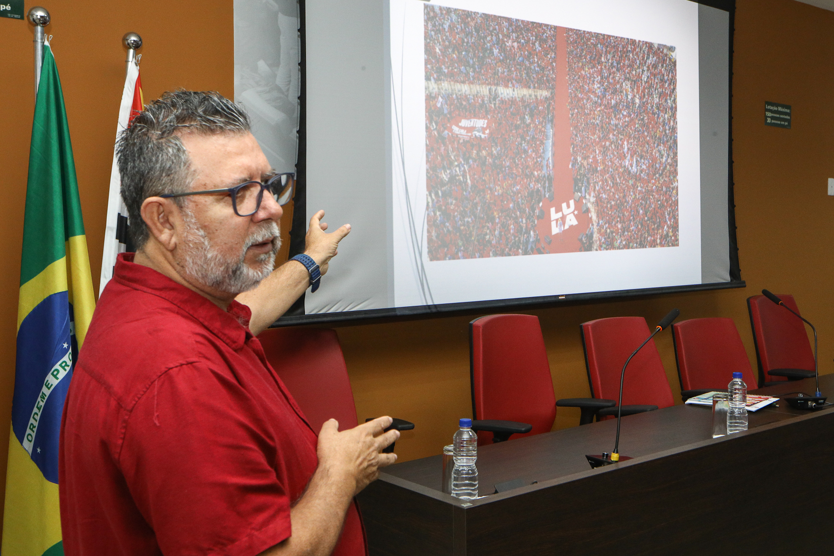 Análise de Conjuntura com foco nas eleições 2026 realizado no Sindicato dos Químicos do ABC. 