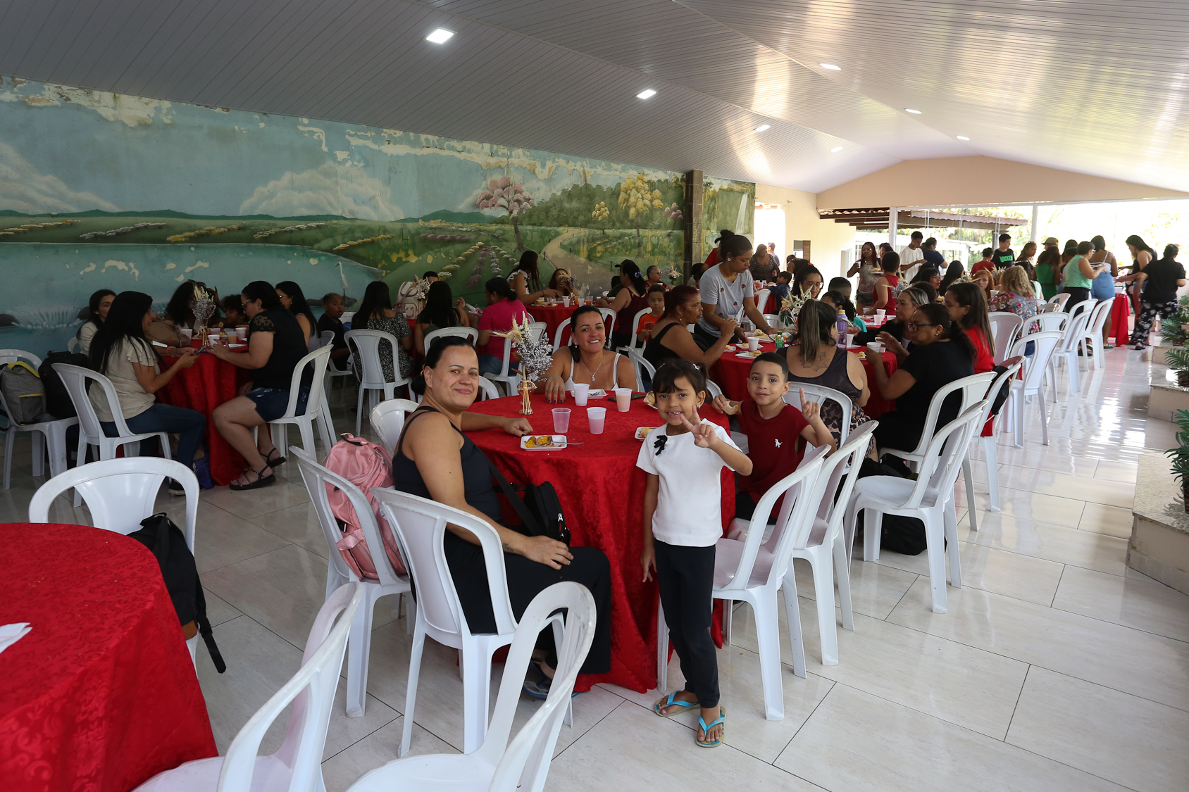 Encontro de mulheres da categoria química do ABC para debater a importância do voto feminino.