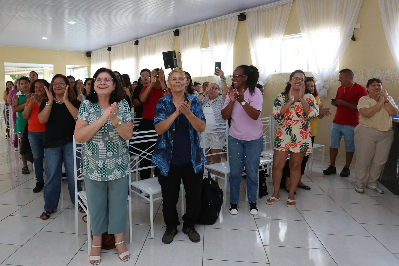 Encontro de mulheres da categoria química do ABC para debater a importância do voto feminino.