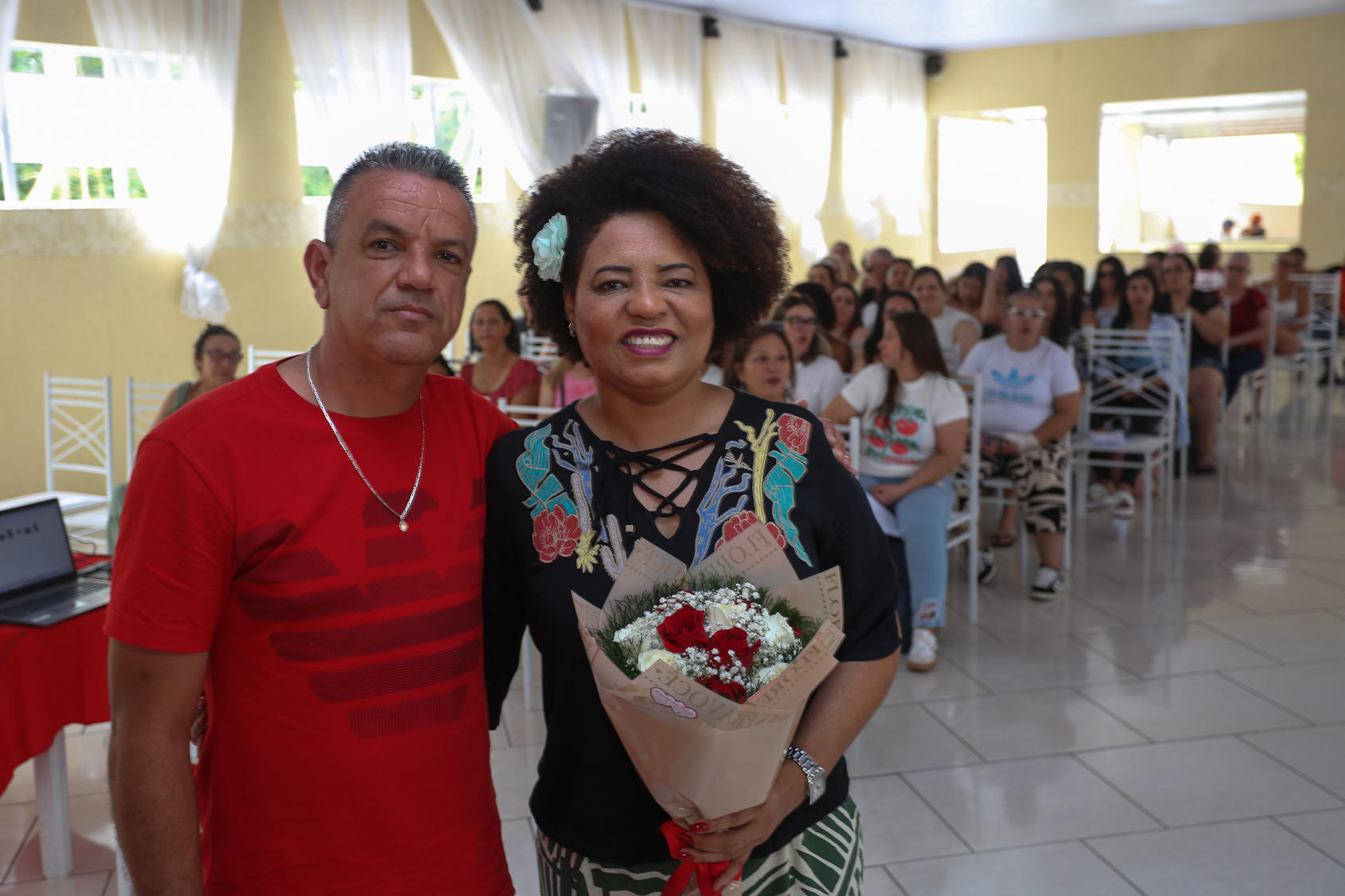 Encontro de mulheres da categoria química do ABC para debater a importância do voto feminino.